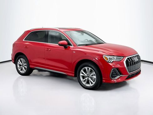 Used 2025 Audi Q3 2.0T Premium Plus w/ Premium Plus Package image 3