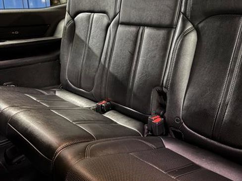 Used 2024 Jeep Wagoneer Series II w/ Flexible Seating Group AWD/4WD image 16