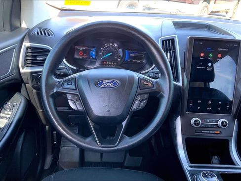 Certified 2021 Ford Edge SE FWD image 6