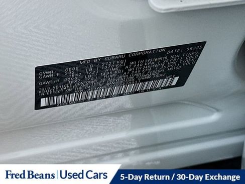 Used 2025 Subaru Ascent Premium image 34