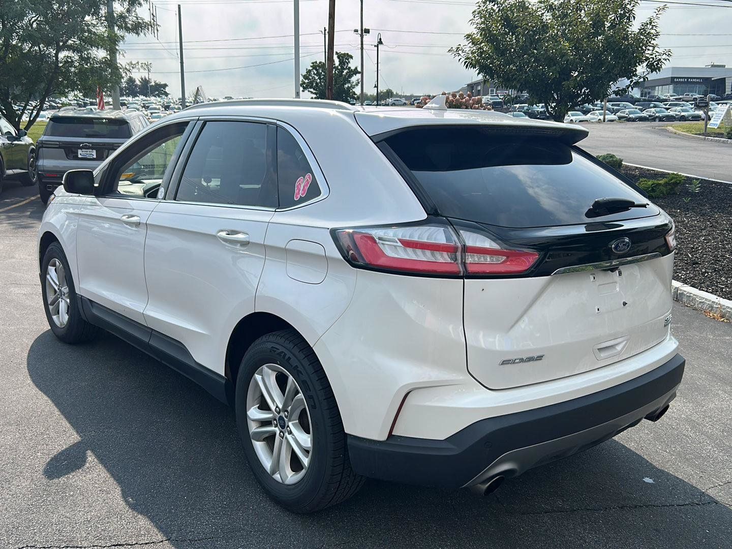 Used 2019 Ford Edge SEL w/ Equipment Group 201A AWD/4WD image 4