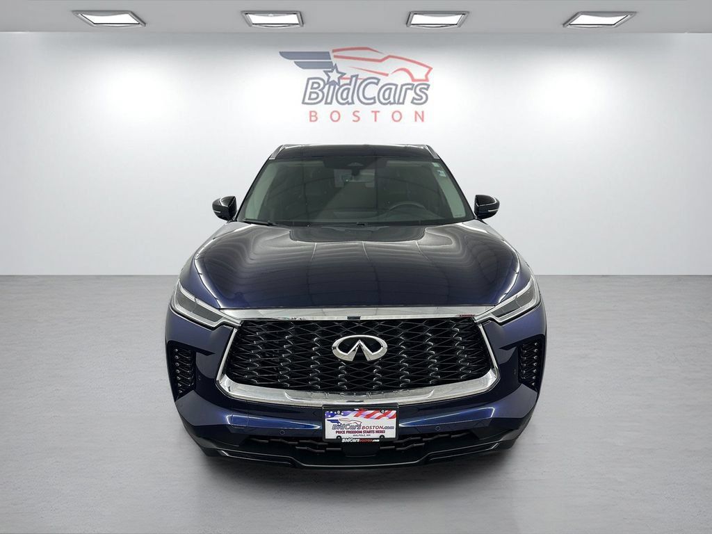 Used 2024 INFINITI QX60 Luxe AWD/4WD image 2
