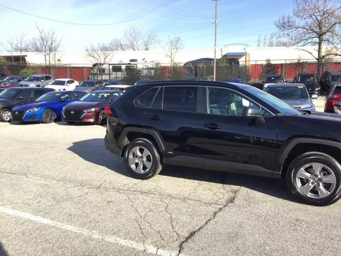 Used 2025 Toyota RAV4 LE image 14