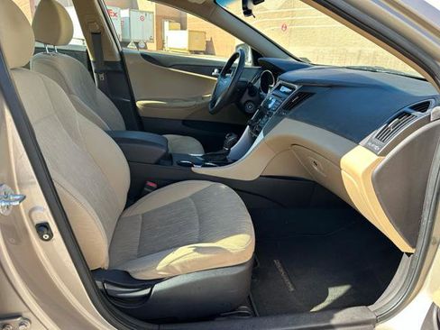 Used 2012 Hyundai Sonata GLS image 9