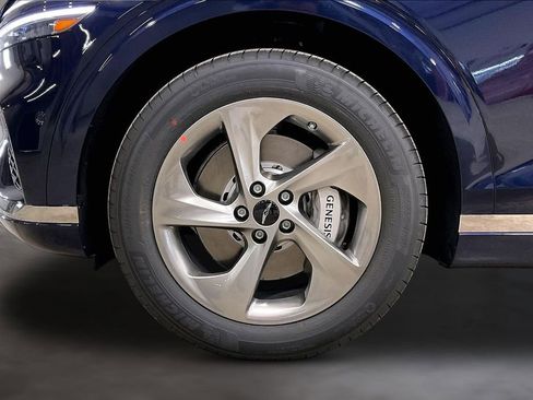 New 2026 Genesis GV70 2.5T Advanced AWD/4WD image 12