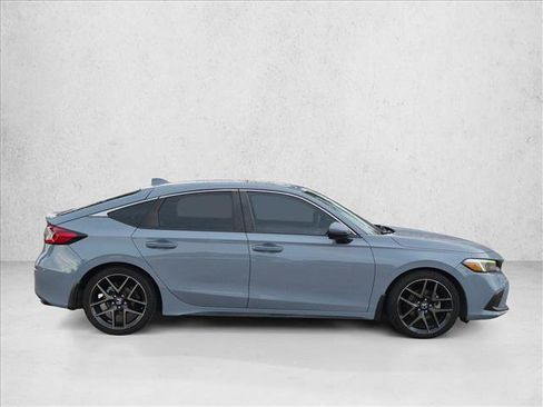 Used 2023 Honda Civic Sport Touring image 4