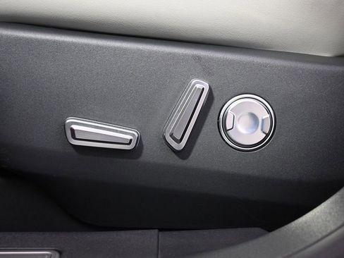 New 2026 Lincoln Nautilus Reserve image 14