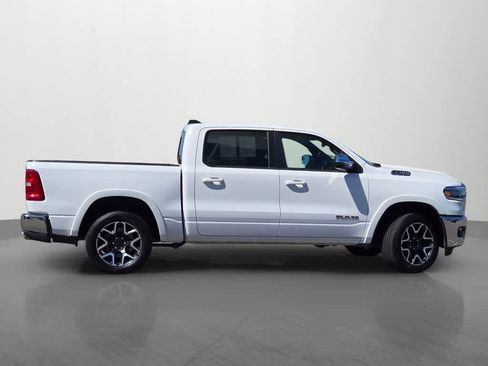 Used 2025 RAM 1500 Laramie AWD/4WD image 7
