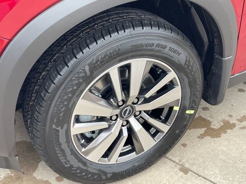 New 2026 Nissan Pathfinder SL AWD/4WD image 9