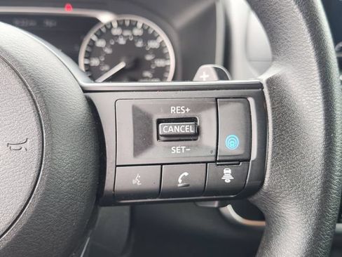 Used 2024 Nissan Rogue SV AWD/4WD image 23