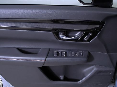 Used 2024 Honda CR-V Sport Touring image 16