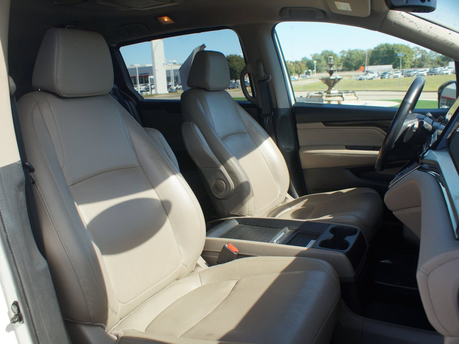 Used 2019 Honda Odyssey Elite image 26