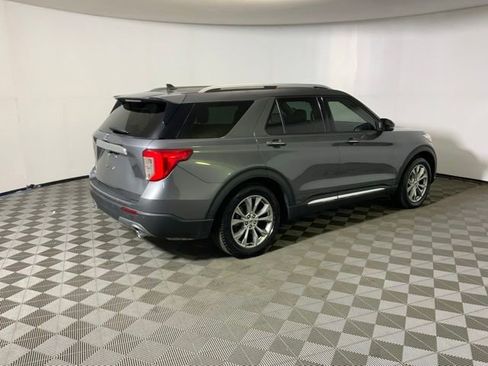 Used 2021 Ford Explorer Limited w/ Equipment Group 301A RWD image 6