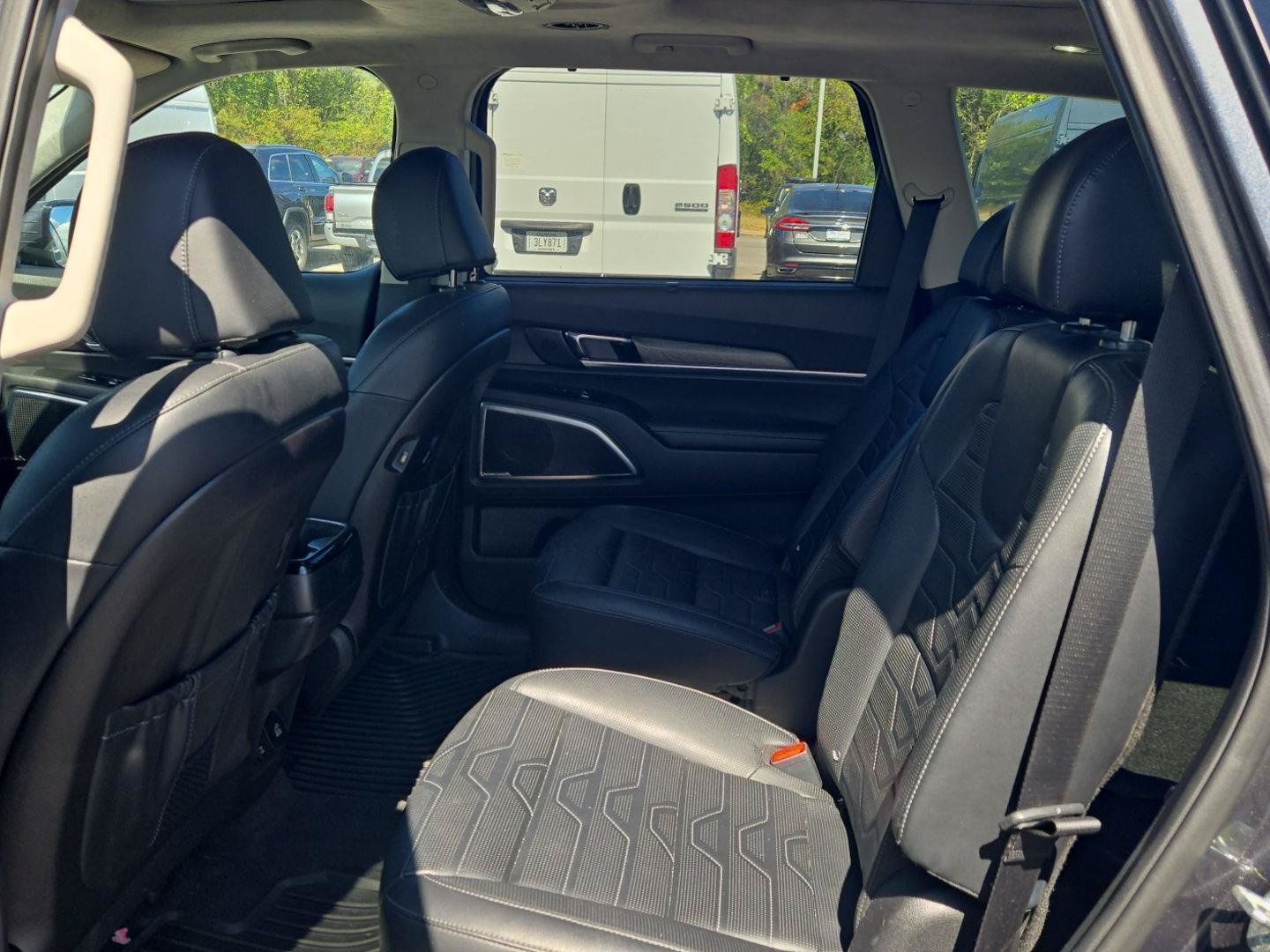 Used 2022 Kia Telluride SX w/ SX Prestige Package AWD/4WD image 15