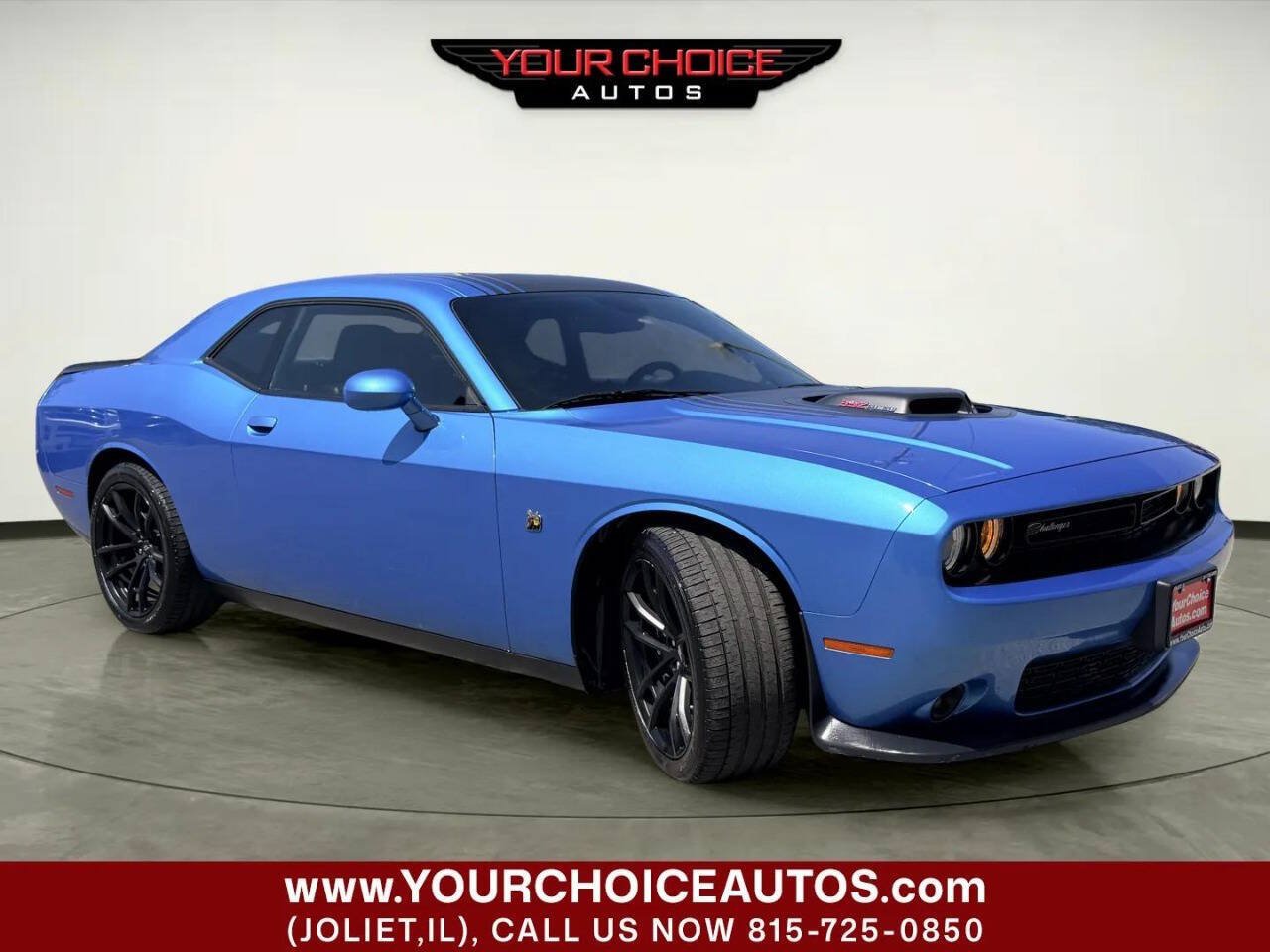 Used 2019 Dodge Challenger R/T Scat Pack w/ Shaker Package RWD image 7