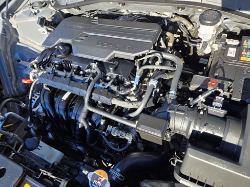 Used 2024 Hyundai Kona SEL image 16