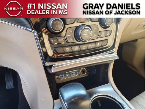 Used 2020 Jeep Grand Cherokee Limited AWD/4WD image 18