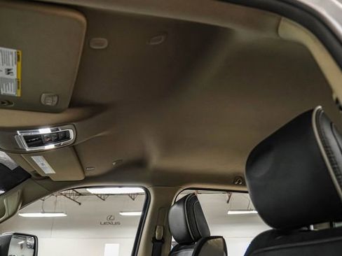 Used 2020 RAM 1500 Laramie AWD/4WD image 25