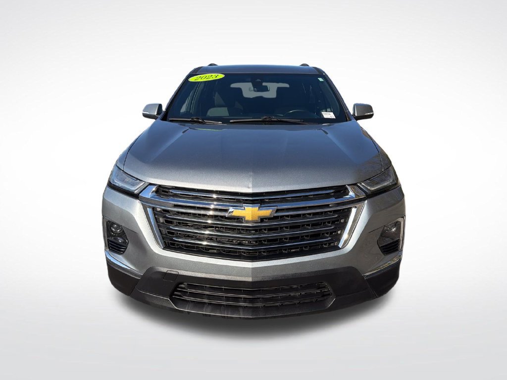 Used 2023 Chevrolet Traverse LT FWD image 9