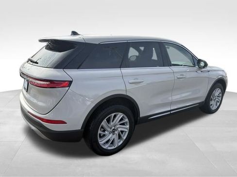 Used 2023 Lincoln Corsair FWD image 8