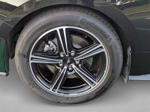 Used 2025 Ford Mustang Premium image 21