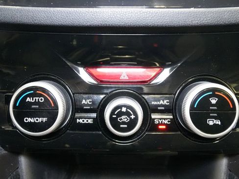 Used 2023 Subaru Forester Limited w/ Popular Package #3 image 35