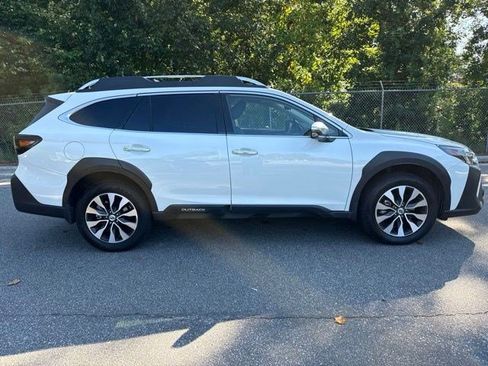 Used 2025 Subaru Outback Touring XT w/ Popular Package #2 AWD/4WD image 4