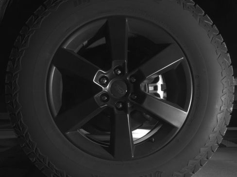 Used 2019 Ford F150 Lariat image 11