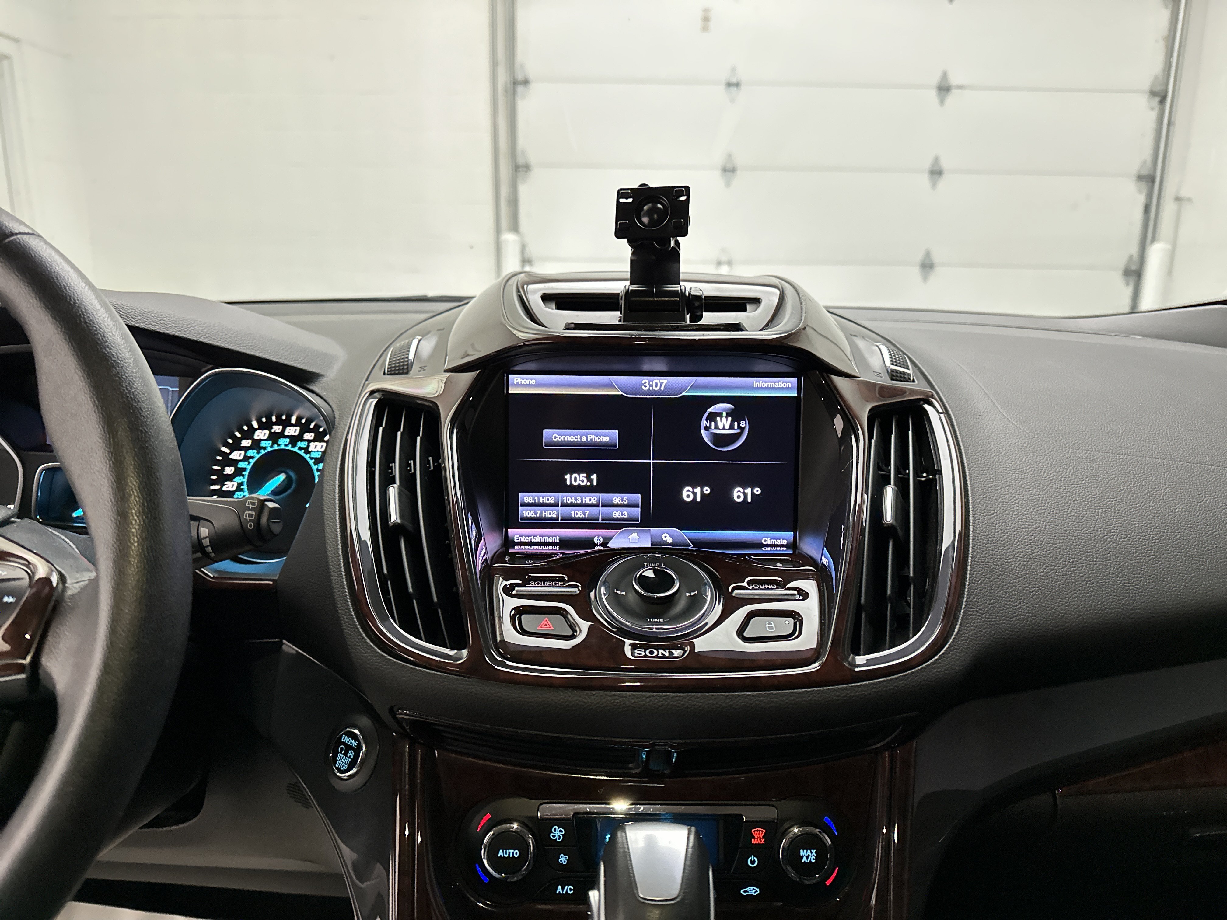 Used 2013 Ford Escape Titanium FWD image 30