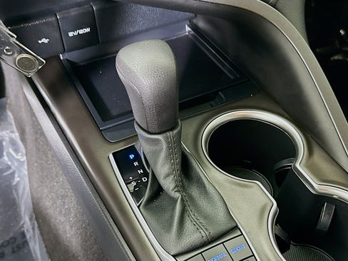 Used 2023 Toyota Camry LE image 20
