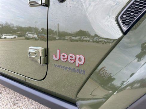 Certified 2021 Jeep Wrangler Unlimited Rubicon image 52