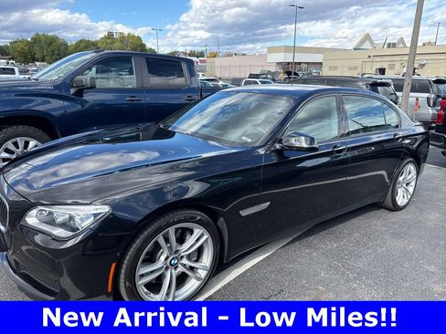 Used 2014 BMW 750Li xDrive image 1