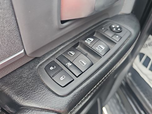 Used 2019 RAM 3500 Big Horn AWD/4WD image 16