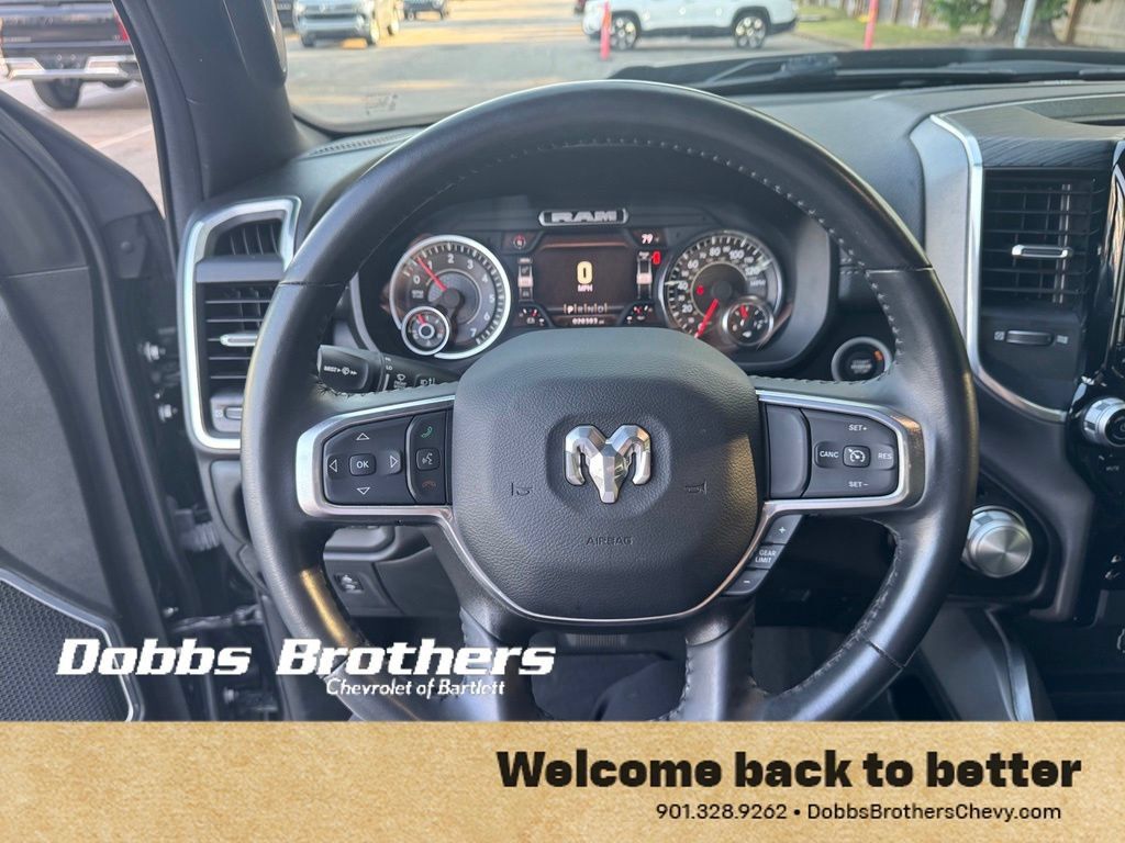 Used 2023 RAM 1500 Laramie AWD/4WD image 17