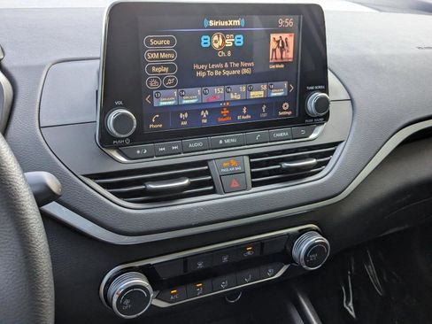 Certified 2025 Nissan Altima 2.5 S FWD image 13