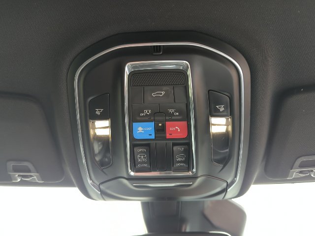 Certified 2023 Jeep Grand Cherokee L Laredo AWD/4WD image 21