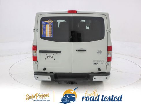 Used 2016 Nissan NV 3500 SL image 5