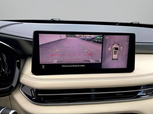Used 2025 INFINITI QX60 Luxe AWD/4WD image 16