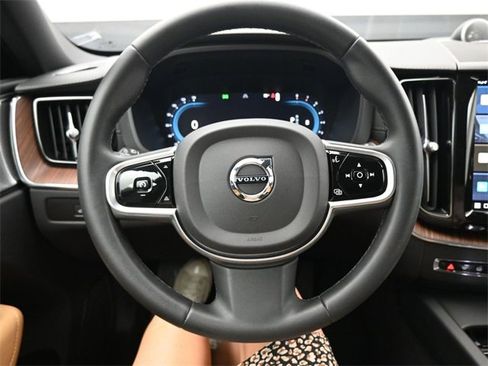 Used 2023 Volvo XC60 B5 Ultimate w/ Protection Package Premier image 24