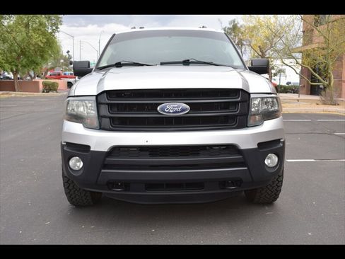 Used 2015 Ford Expedition XL image 8