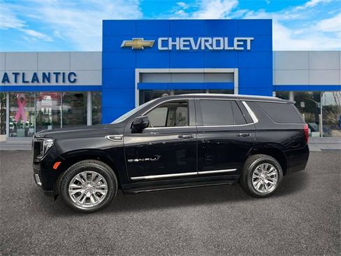 Certified 2022 GMC Yukon Denali image 4