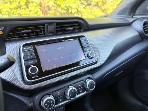 Used 2020 Nissan Kicks S FWD image 29