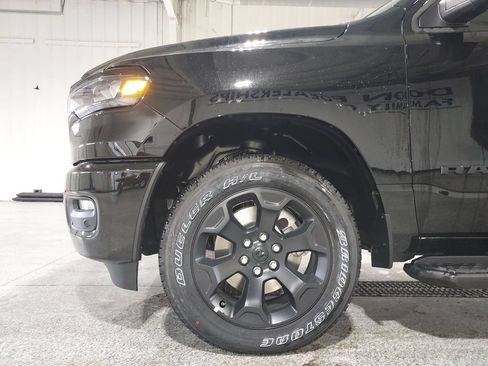New 2026 RAM 1500 Express AWD/4WD image 16