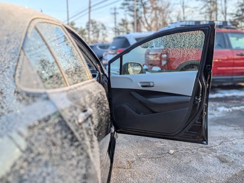 Used 2022 Toyota Corolla LE w/ LE Convenience Package image 37