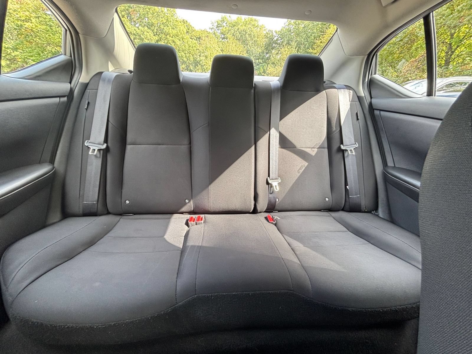 Used 2025 Nissan Sentra S FWD image 38