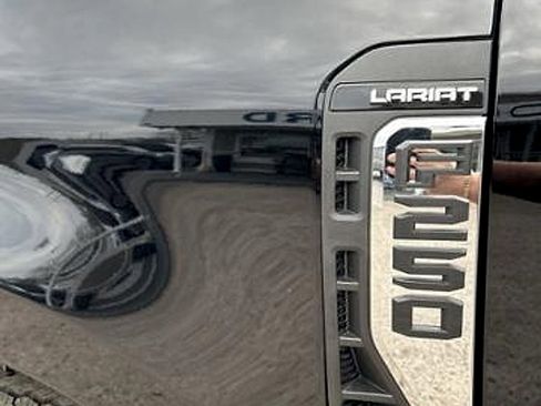New 2024 Ford F250 Lariat w/ Lariat Ultimate Package image 12