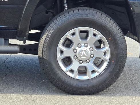 Certified 2022 RAM 2500 Laramie image 9