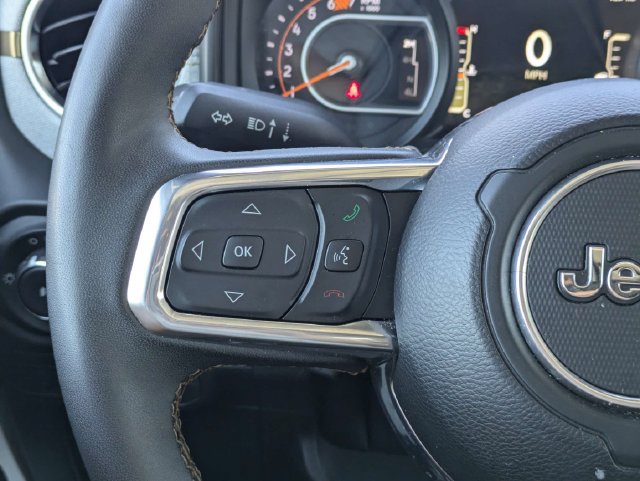 Used 2025 Jeep Wrangler Unlimited Sahara AWD/4WD image 27