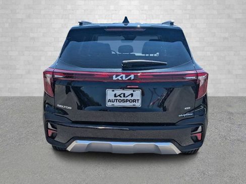 Used 2025 Kia Seltos SX w/ SX Sunroof Package image 4