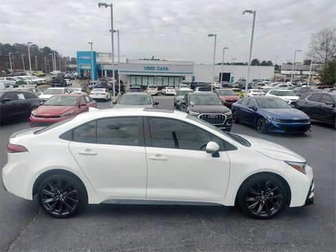 Used 2024 Toyota Corolla XSE image 8